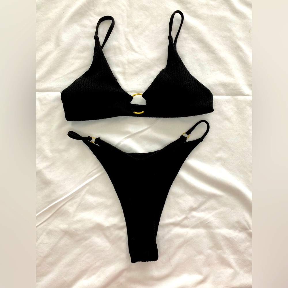 Black Bikini